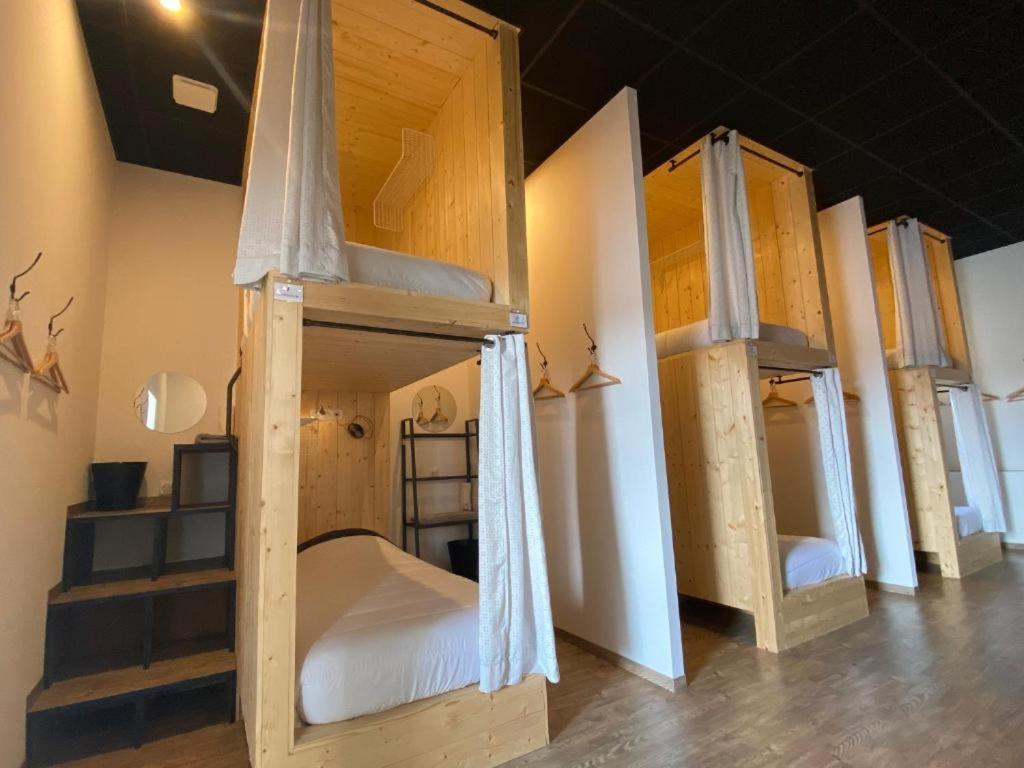 Le Pavillon Hostel Ноармутие-ан-л'Ил Екстериор снимка