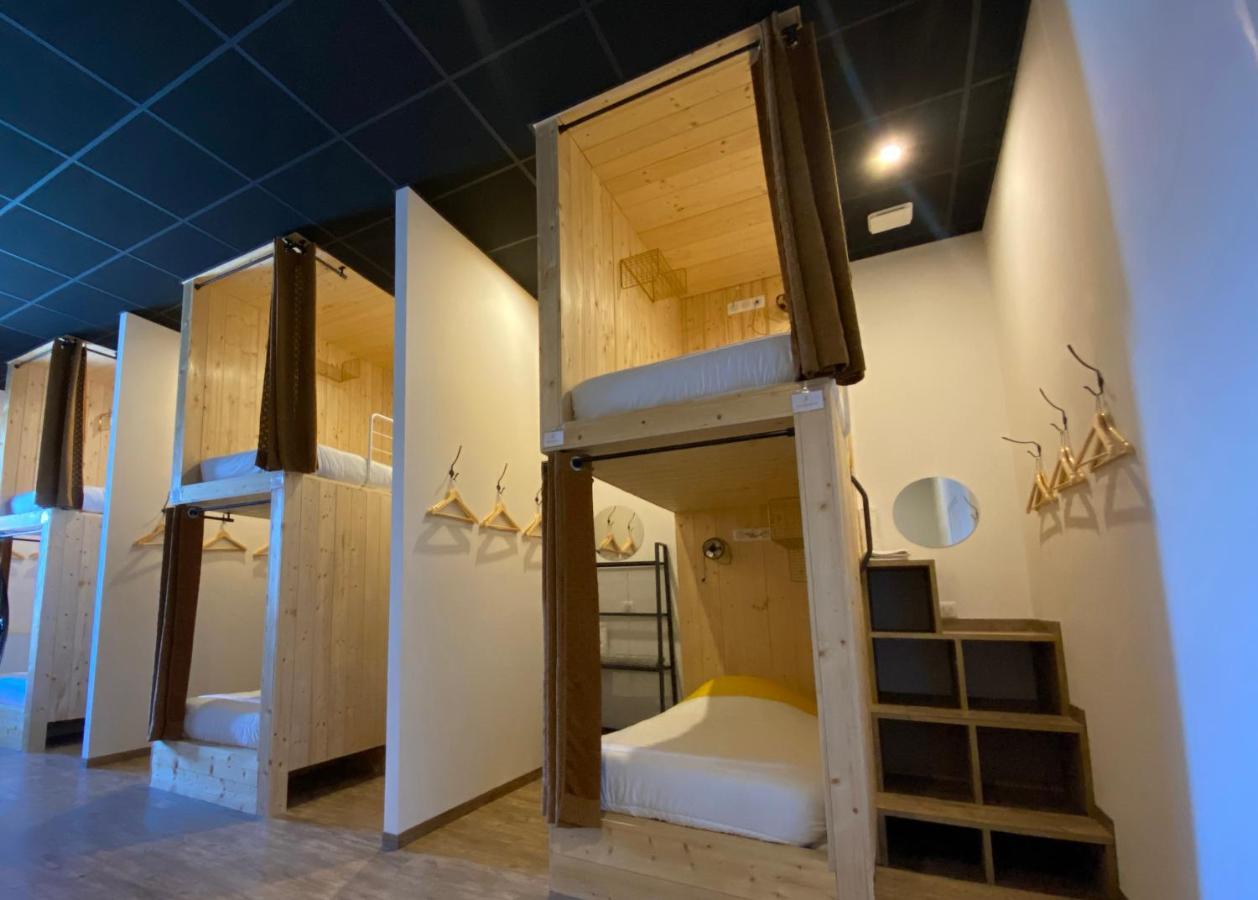 Le Pavillon Hostel Ноармутие-ан-л'Ил Екстериор снимка