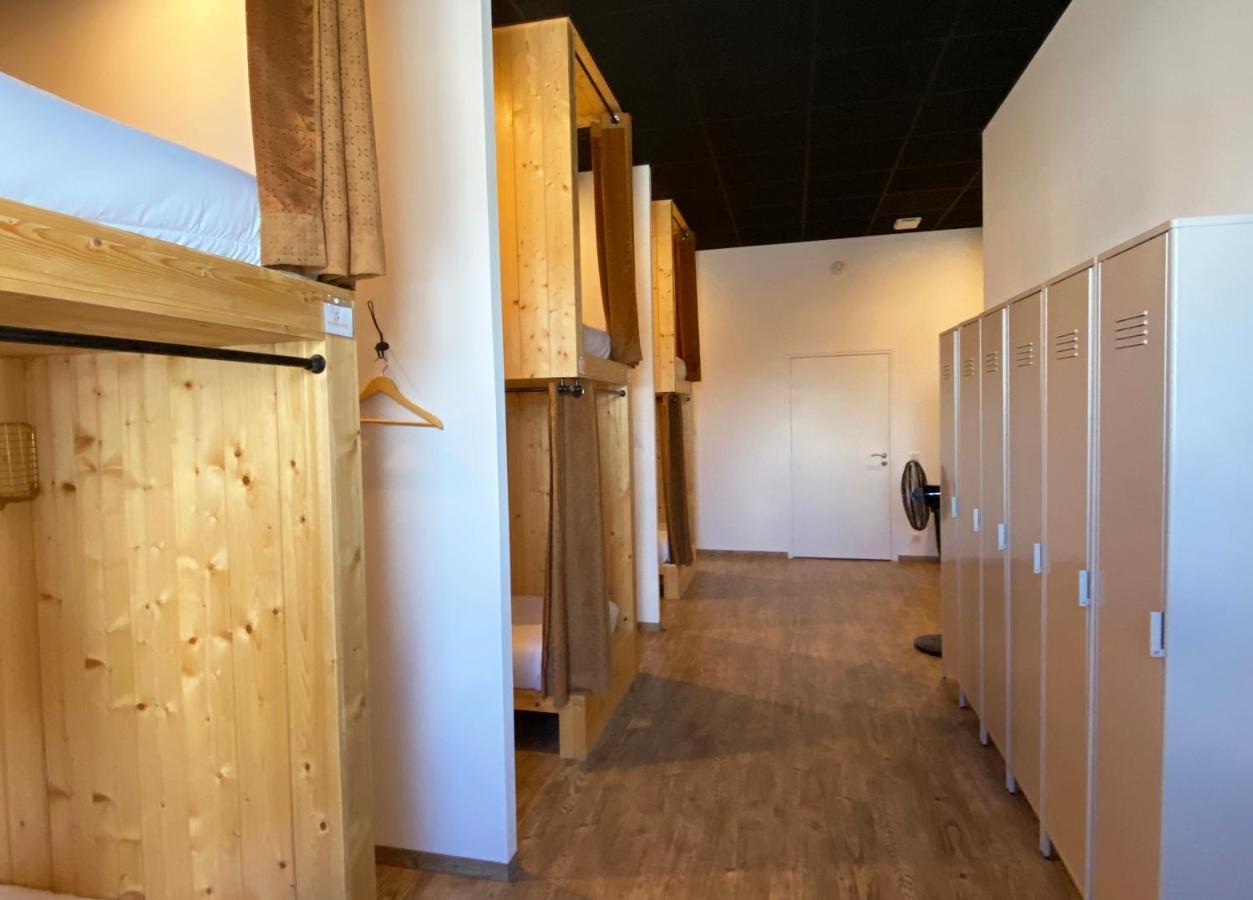 Le Pavillon Hostel Ноармутие-ан-л'Ил Екстериор снимка