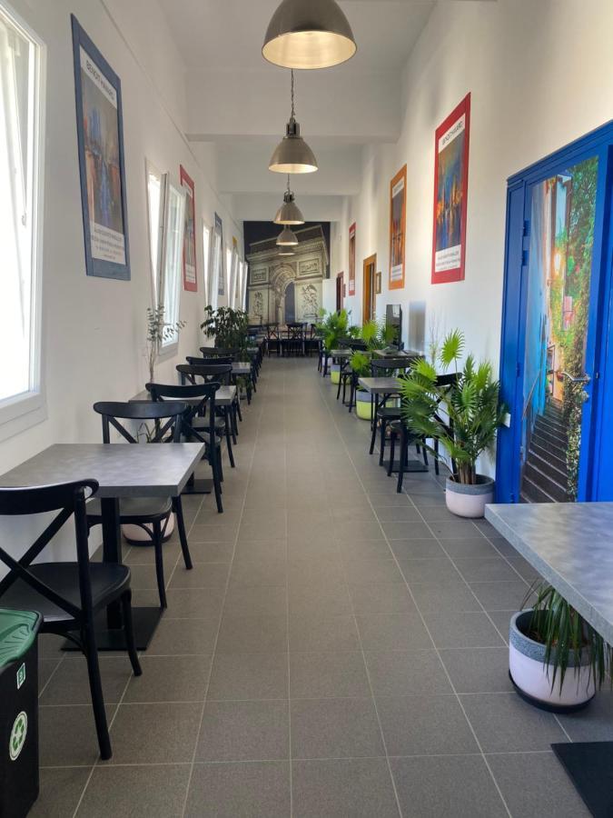 Le Pavillon Hostel Ноармутие-ан-л'Ил Екстериор снимка